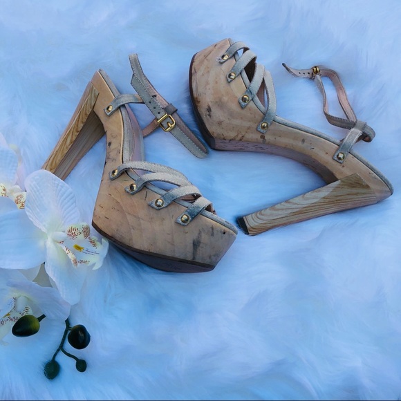 Fendi Shoes - Fendi shoes classic